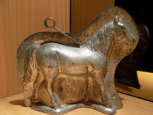 Old alte schokoladenform - old,