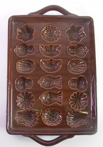 Antike pralinenform - -,